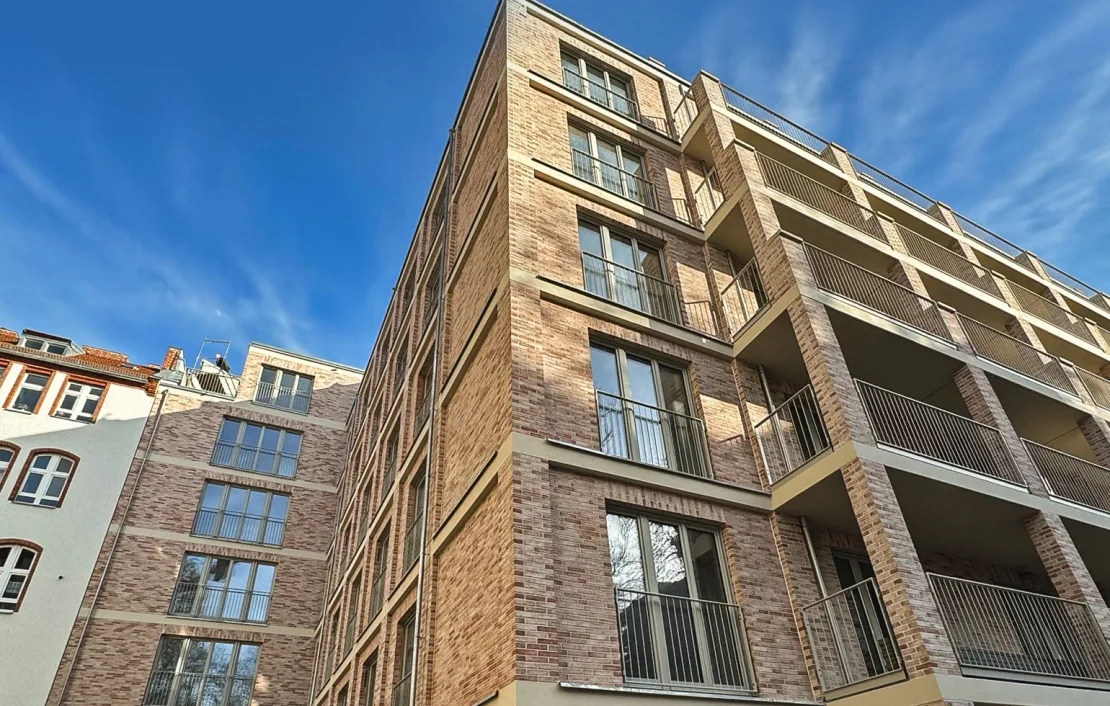 Malerbetrieb Kluge Referenz Hagelberger Straße - Fassade mit Wärmedämmverbundsystem